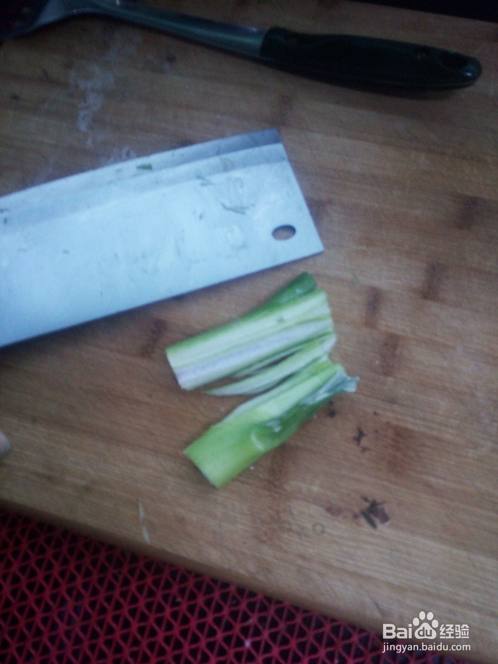 如何在家里独自做猫耳朵