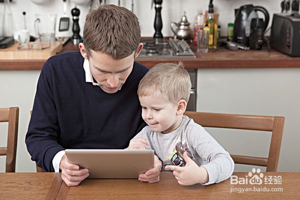 孩子不肯午睡 逼着睡or随便他