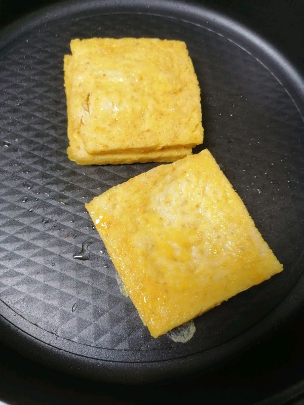 吐司夹火腿芝士