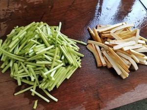 教你怎么做芦蒿炒香干