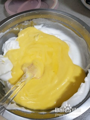 简单的戚风蛋糕