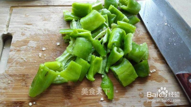 怎么做青椒炒腊鸭腿