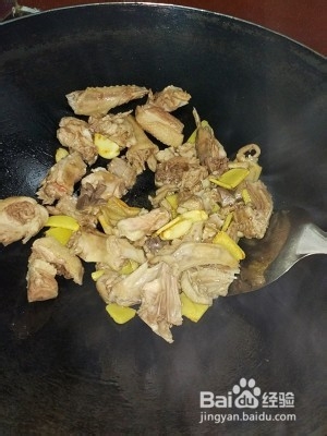 【一道吃不腻的美食】紫苏焖鸭