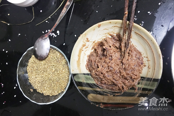 浓情端阳传情苦荞豆沙粽飘香万里