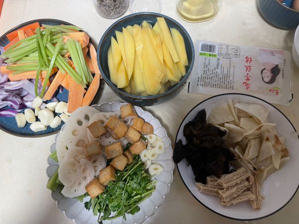 黄记煌三汁焖锅