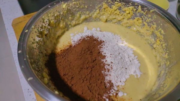 香蕉酸奶麦片布朗尼蛋糕