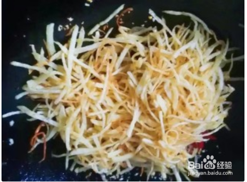 制作干煸土豆丝