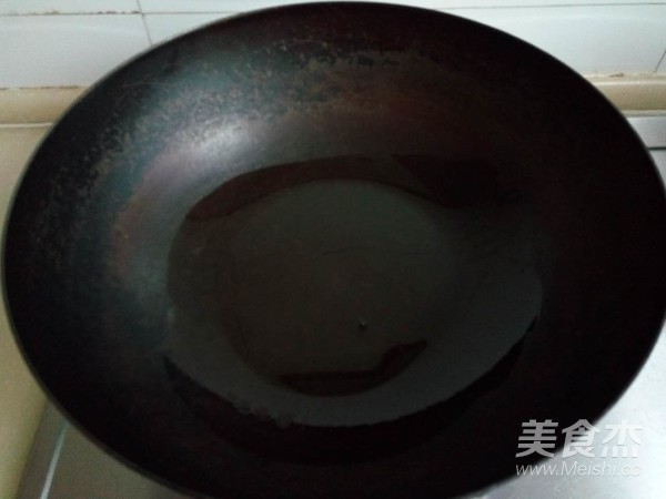 海鲜菇肉罐肉