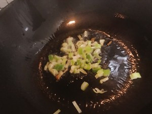 辣椒炒火腿的做法