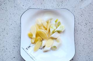 蜜汁红烧肉怎么做