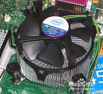 电脑主机由哪些硬件组成