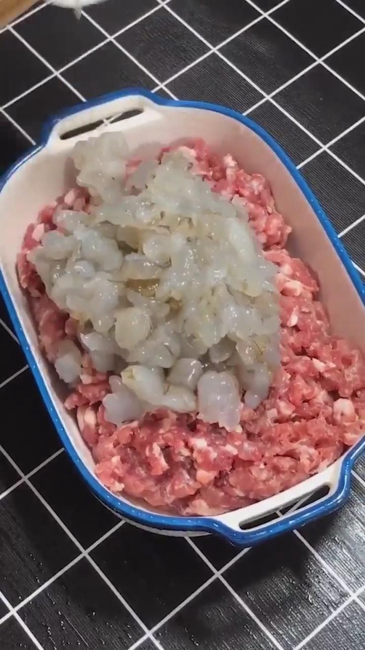 油炸猪肉卷怎么做？