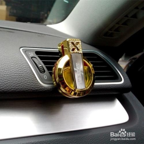 有效除去汽车里甲醛的小办法