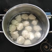 怎样做美味番茄鸡肉丸