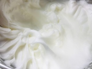 可可花纹奶油卷的做法