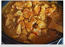 酸甜好吃的番茄红烩芋头鸡肉块