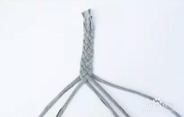 怎么用旧体恤制作发箍