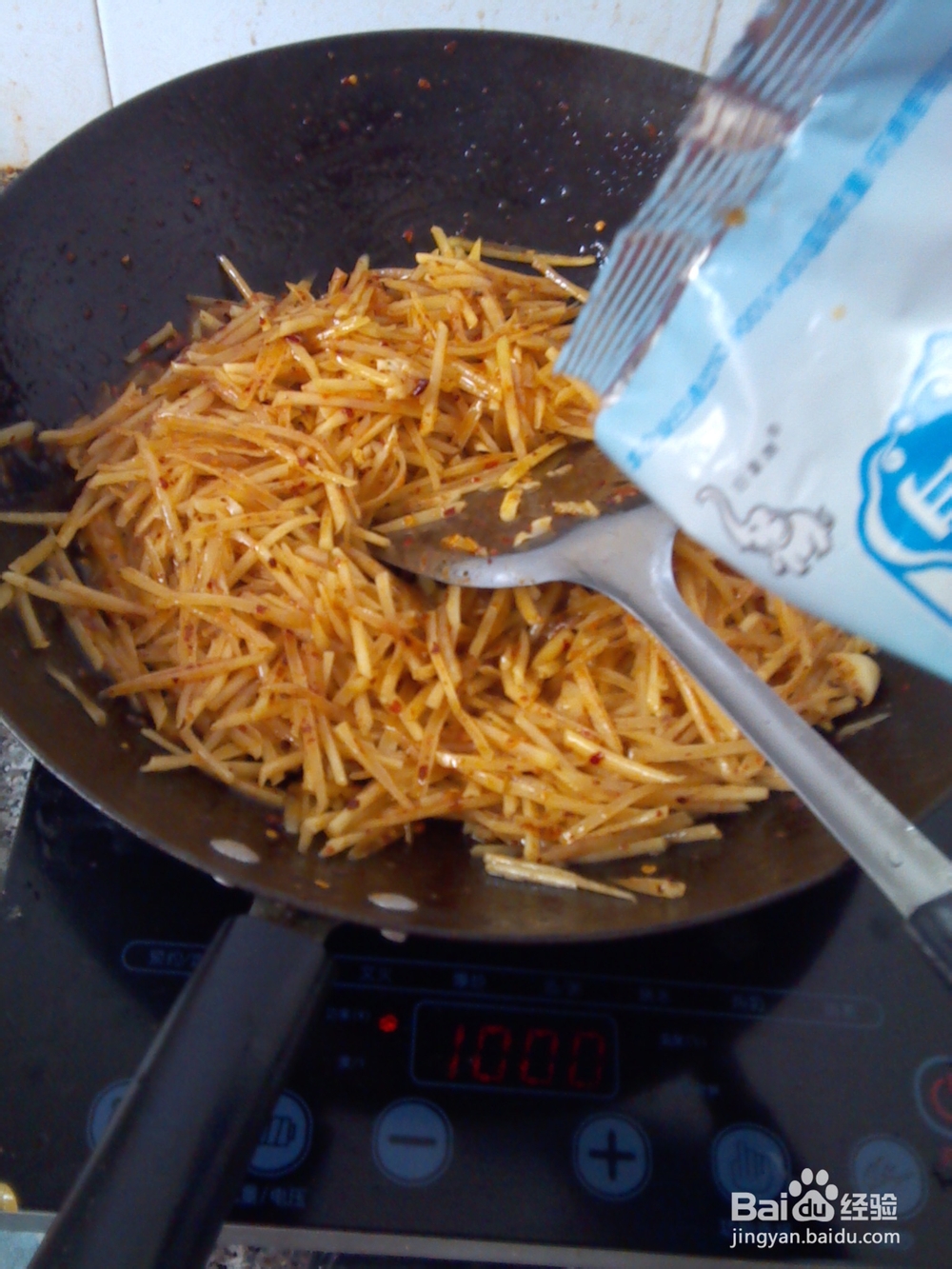 香辣洋芋丝的做法