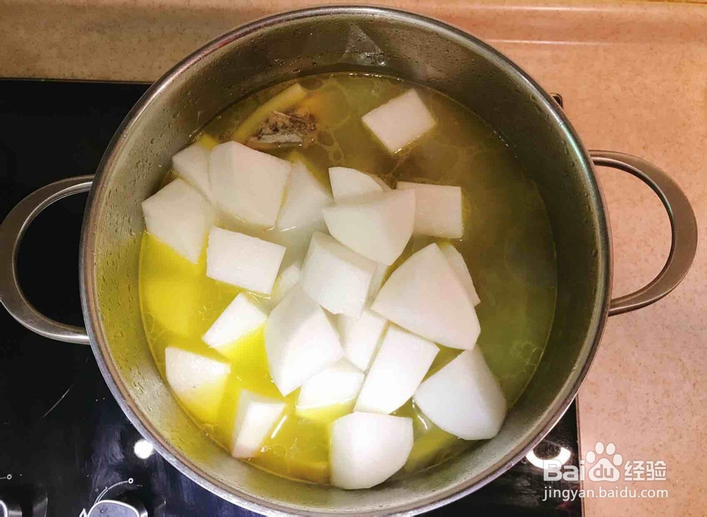 怎么做牛尾骨炖萝卜