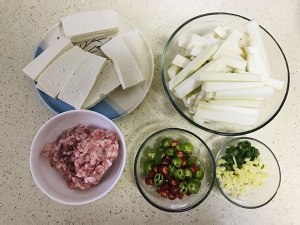 豆腐茄子煲的做法