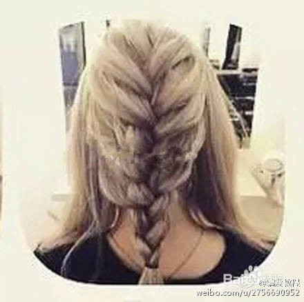 轻松几步打造优雅盘发