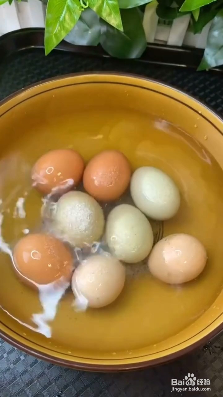 如何制作盐焗鸡蛋