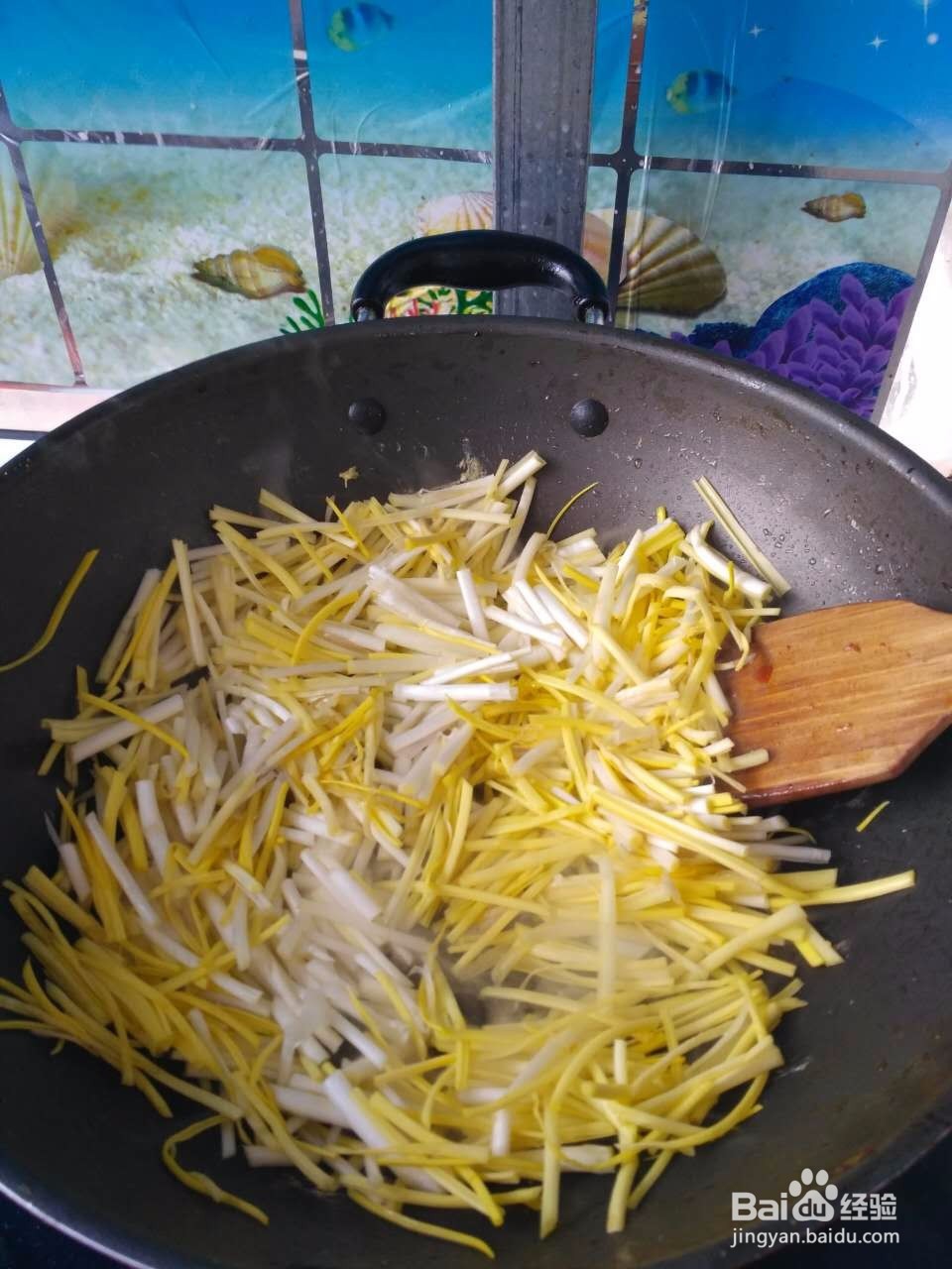 韭黄鸡蛋炒腊肠