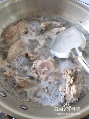 糖醋小排的做法