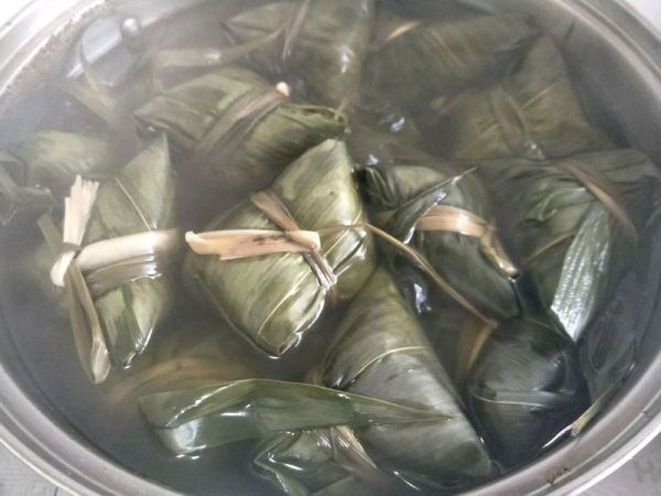 蜜枣粽和蛋黄粽