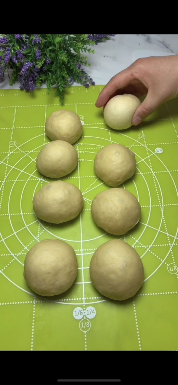 蓬松萱软拉丝好吃不上火的蒸面包