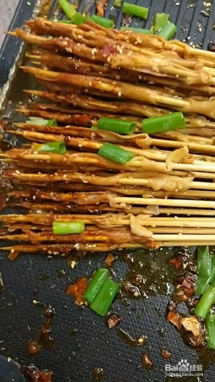 怎样在家正确自制味美的烧烤鸭肠