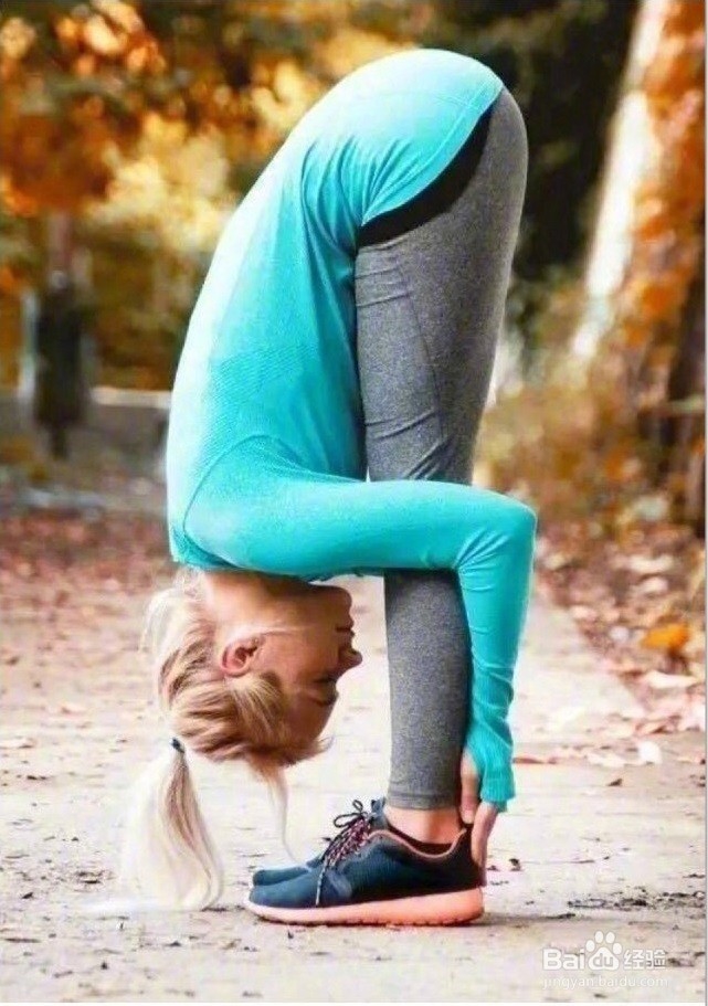 放松肌肉,保持腿部线条的跑后拉伸动作全解析。