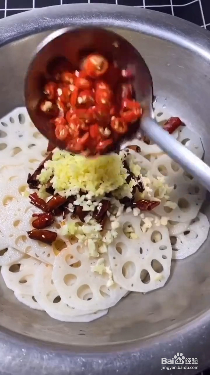 怎么做好吃的酸辣藕片