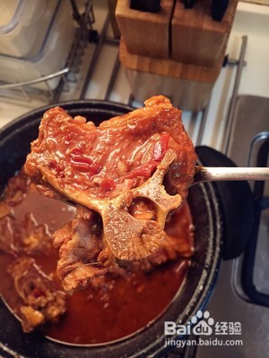 正宗做羊蝎子火锅做法