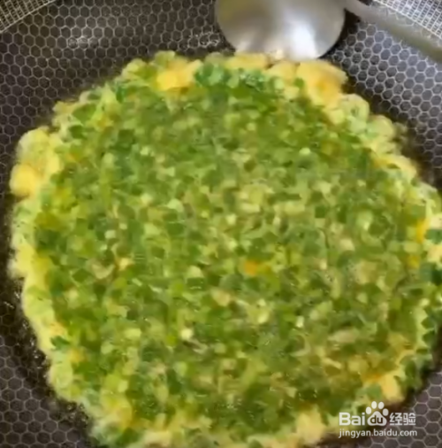 如何做葱花虾米炒蛋