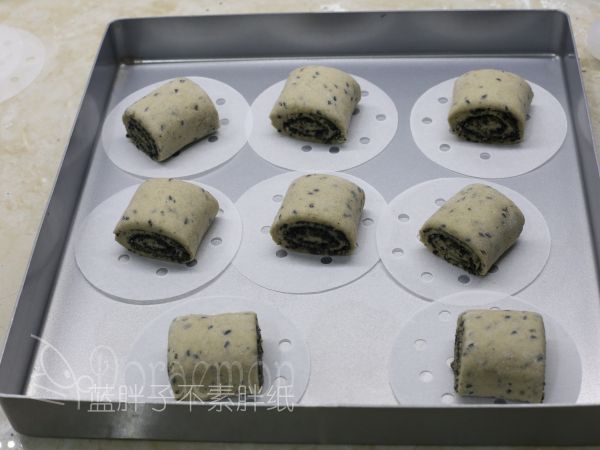 荞麦黑芝麻馒头卷