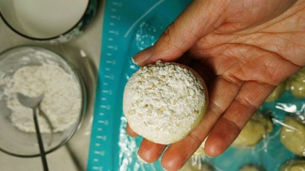 奶香脆底小面包