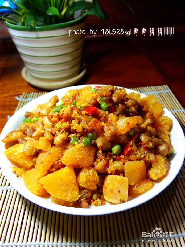 香辣菜:馒头炒鸡肉