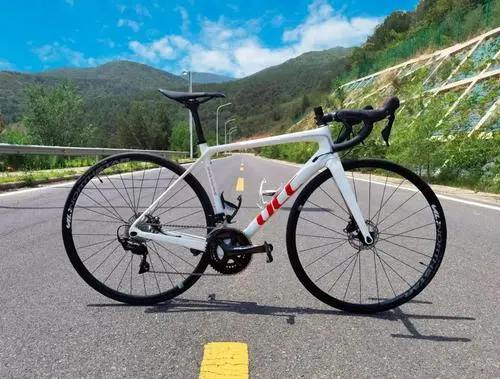 公路车30刀60刀哪个好