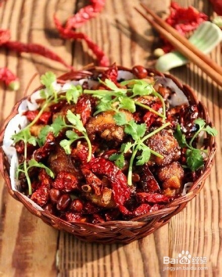 辣子鸡中翅怎么做