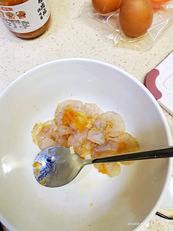 虾仁滑蛋炒木耳