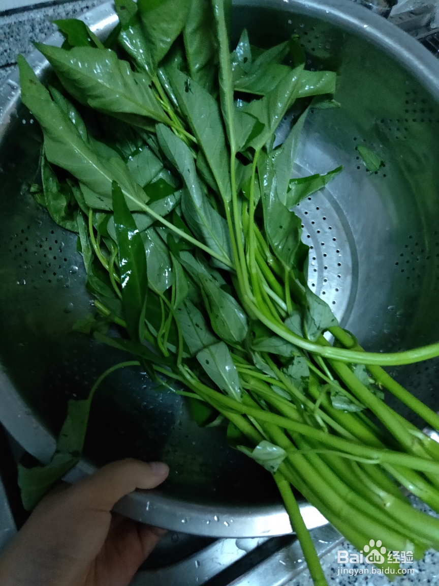 教你怎么做素炒空心菜