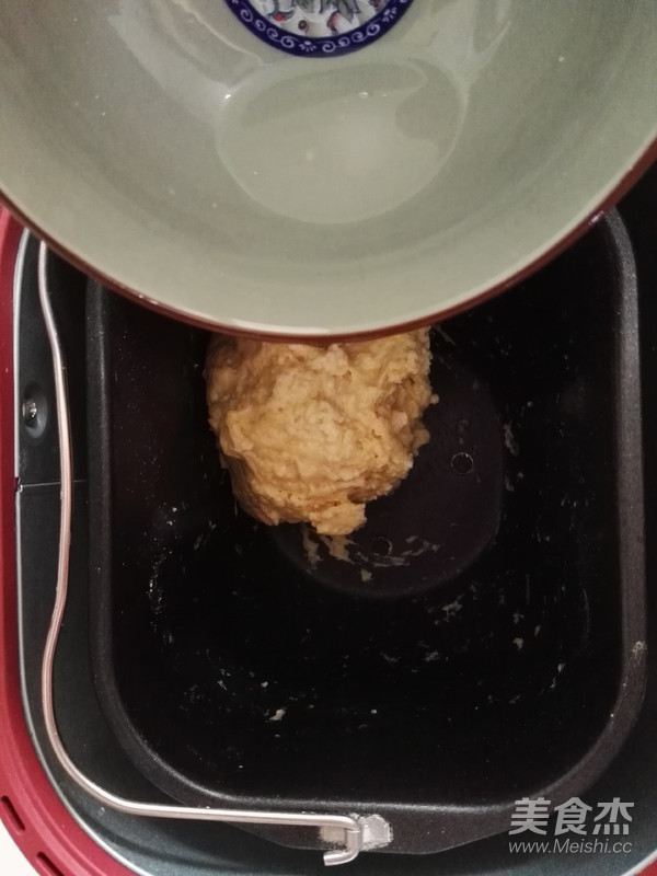 椰香面包卷的做法