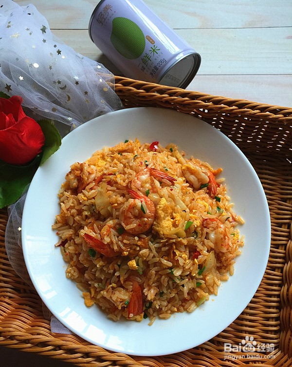 虾仁辣白菜炒饭的制作方法