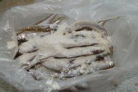 香煎多春鱼做法