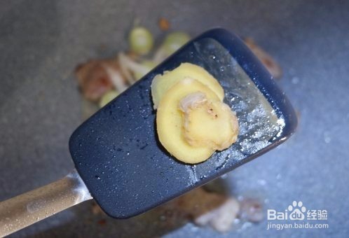 五花肉炖白菜冻豆腐怎么做好吃？