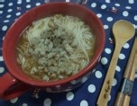如何做麻油肉末面线汤