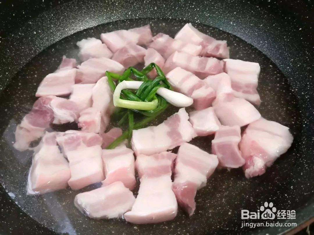 红烧肉的家常做法。