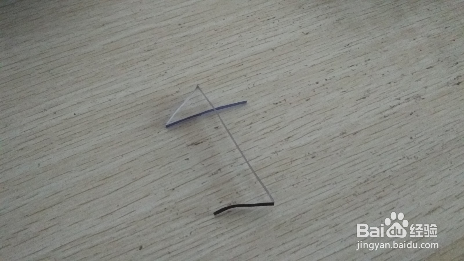 如何用一个细长纸条做能放两个中性笔的简易支架