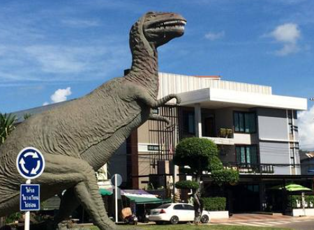 dino和dinosaur的区别是什么